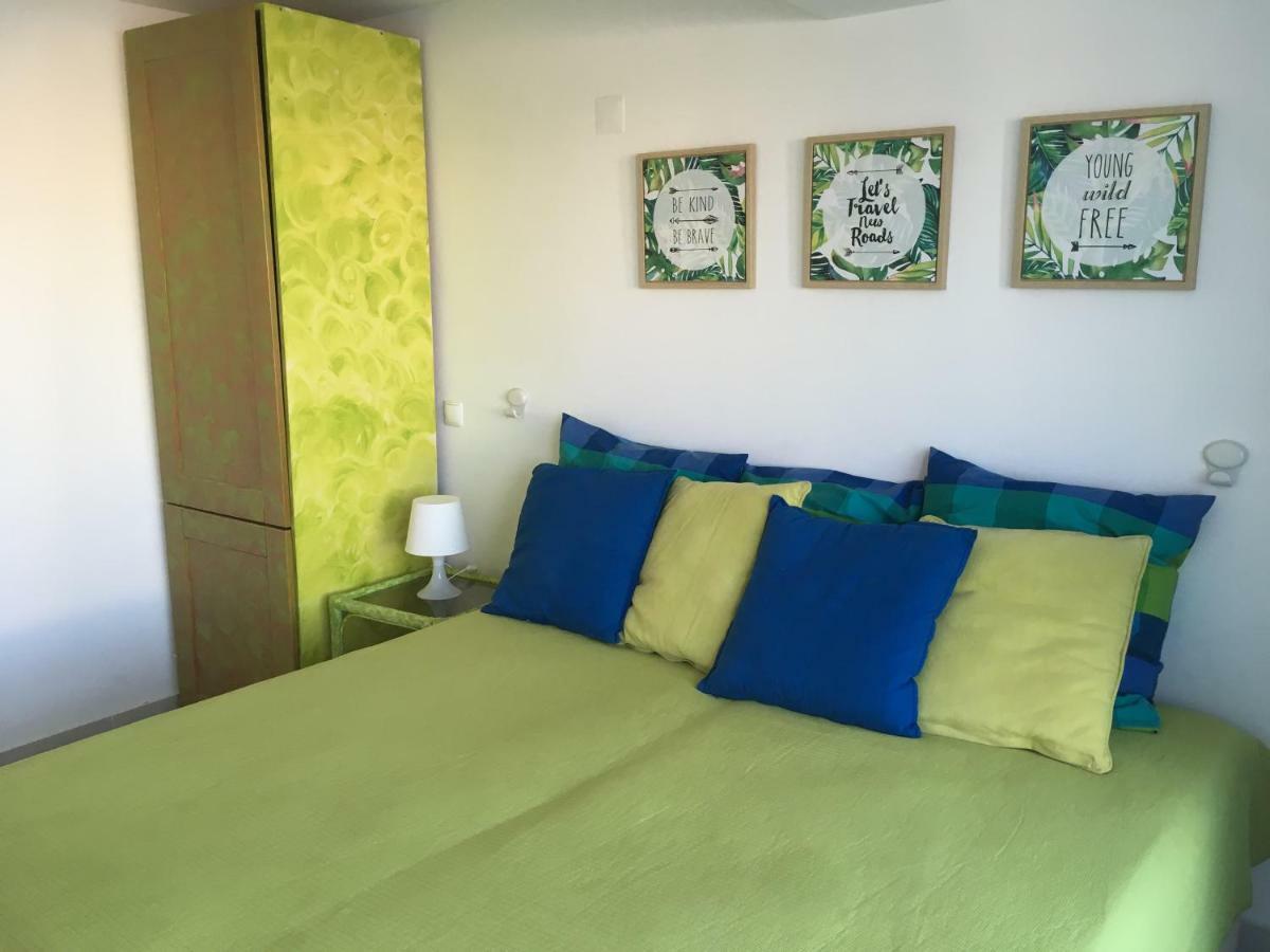 Golden Apartment, - Rua Giestas Lote 4 J *